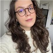 Portuguese language tutor, offering online lessons (all levels). Native in Brazilian portuguese